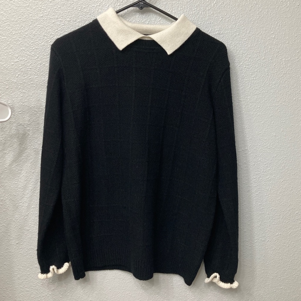 Academia sweater